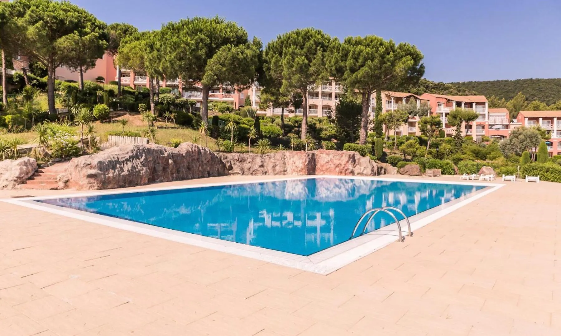 Apartment Residence Le Hameau De Cap Esterel - Maeva Home - Appartement 2 Pieces 5 Personnes - Confort Mae-2130 Saint-Raphael  France